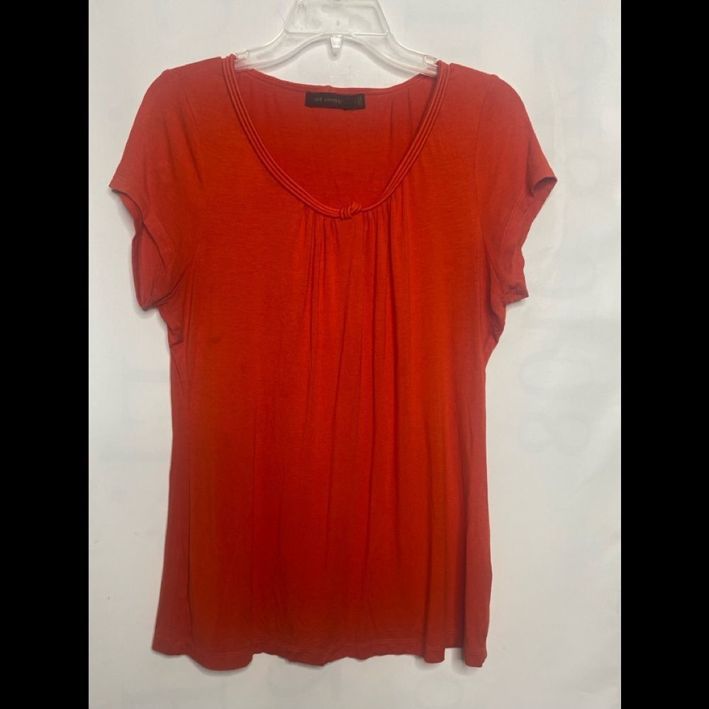 The Express Red Shirt - Picture 4 of 6